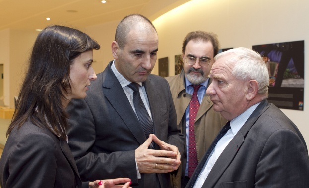 Председателят на ЕНП подкрепи българските студенти