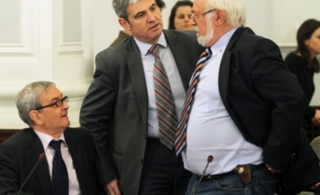 КНСБ и "Подкрепа" не обсъждат национална стачка. Засега