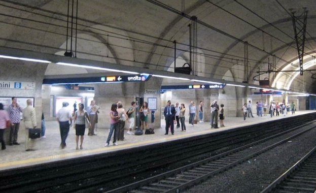 Търсят строител за четири метростанции в „Овча купел“