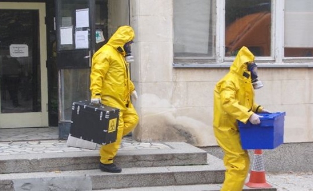 2 кила цианкалий вдигнаха на крак Варна 