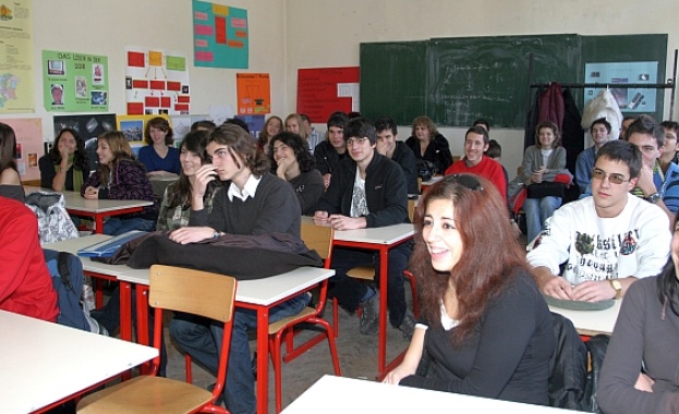 Благоевградски гимназисти участват в програмата Trends of Tomorrow