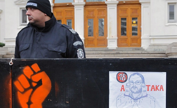 Протестиращите: След оставката - накъде?