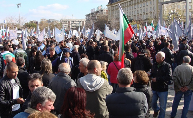 МВР се оправда: Данните за числеността на протестите са приблизителни