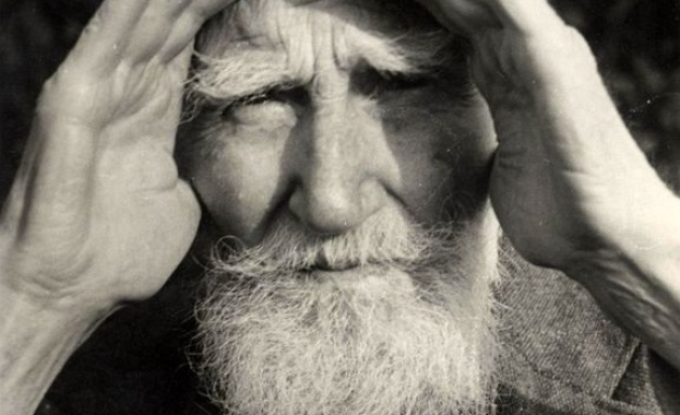 Мъченичеството е единственият път към славата, който не изисква никакви умения