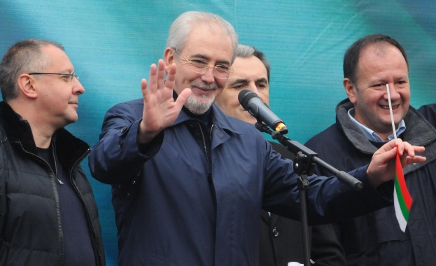 Местан: В името на България ще преодолеем и политическите си различия