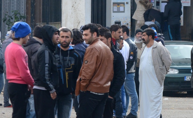 Германците не виждат плюсове от приема на бежанци  