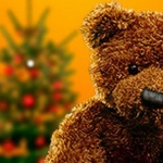 Коледа е онова време в годината, когато децата казват на дядо Коледа какво искат, а ...