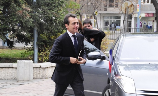 Френският посланик: Протестите не са само заради това правителство