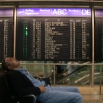 Ръст на пътуванията на българи зад граница и на посещенията на чужденци у нас