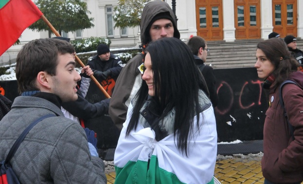 Протестът трябва да умре