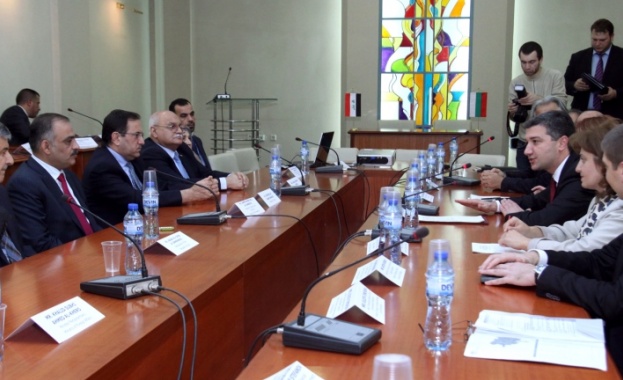 Стойнев: Една от главните ни цели е икономизиране на външната ни политика