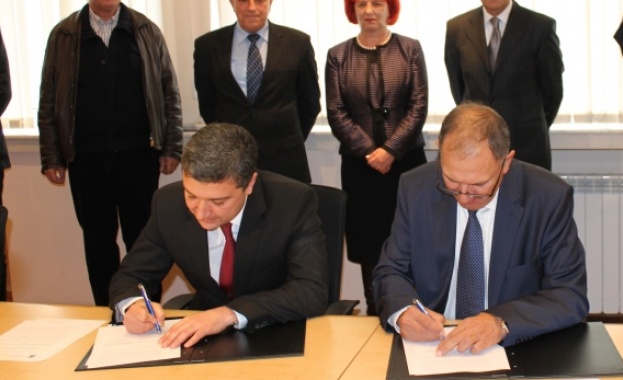 МИЕ подписа споразумение с "Произведено в България"