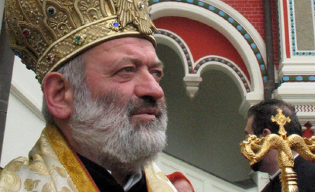 Галактион забрани на лекарите да коментират състоянието му