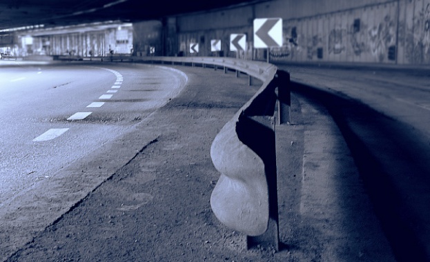 Зверска катастрофа в подлеза на НДК /обновена/