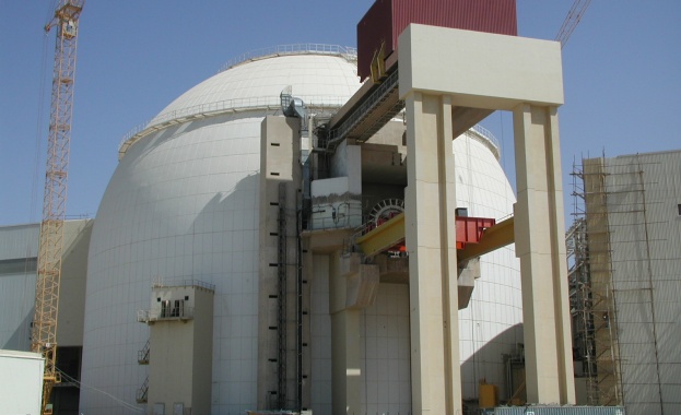 Русия и Иран ще строят нова АЕЦ в Бушер