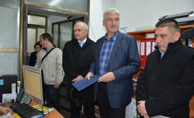 ГЕРБ сезира КЗЛД за незаконно използване от БСП на личните данни 