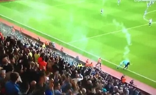 Деца "мулета" вкарват бомбички и факли на стадионите 