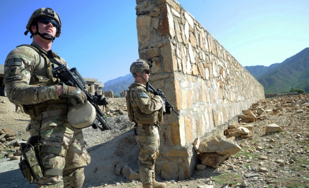 Шестима военни на НАТО убити в Афганистан 