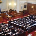 Защо и едните, и другите не казват истината за дълга