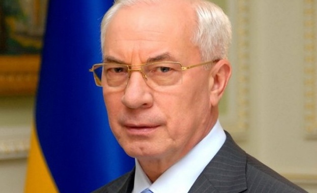 Семейството на украинския премиер получава заплахи 