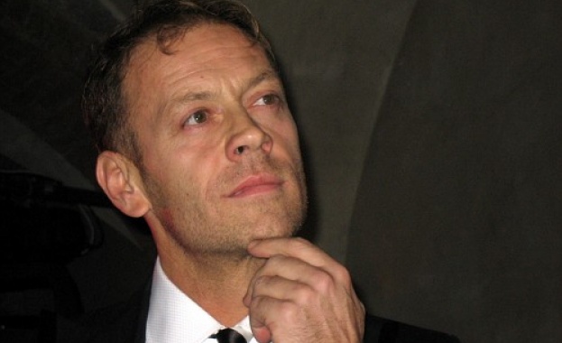 Италианска порнозвезда иска да снима филм с Берлускони 