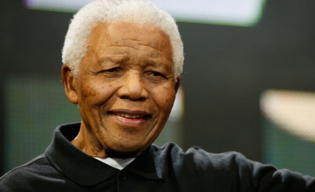 Мандела преминал подготовка в "Мосад"