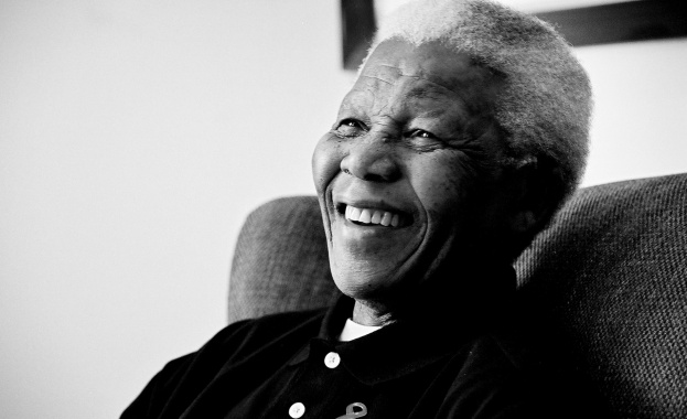 БНТ излъчва пряко церемонията в памет на Мандела