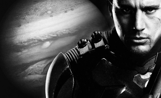 Кунис и Тейтъм със страстна целувка в нов филм (видео)