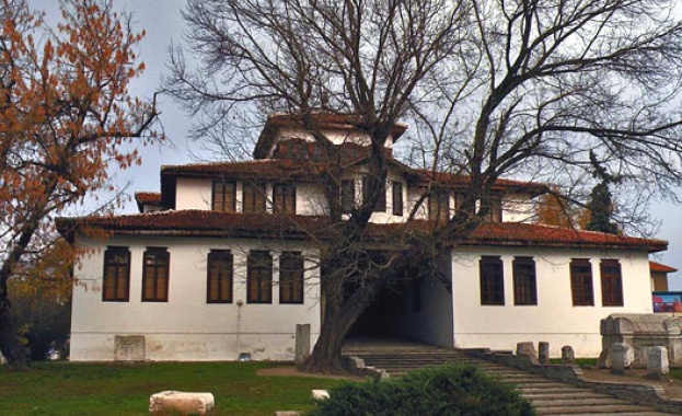 Нова поправка в Закона за вероизповеданията ще прекрати споровете