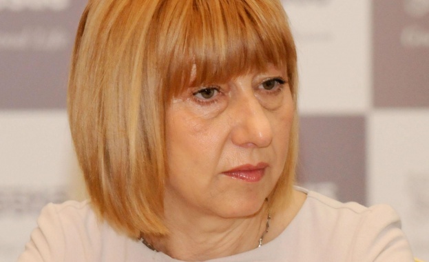 Клисарова: Мораториумът срещу лекарствата е несправедлив и незаконен