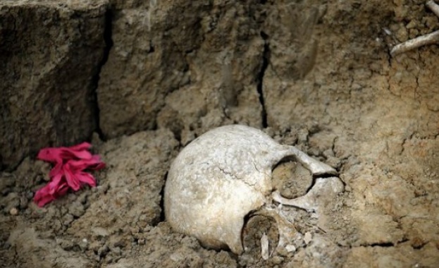 Откриха масов гроб на косовски албанци 