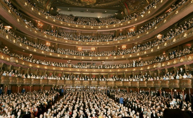 БНР ще предава пряко спектакли на Метрополитън опера и през новия сезон