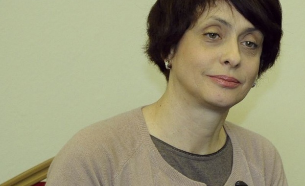 Надежда Нейнски: Българската десница е сбор от политически аутисти