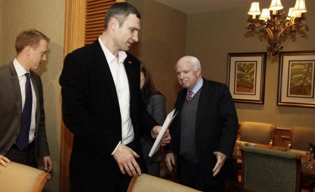 Кличко: Само морална помощ не стига 