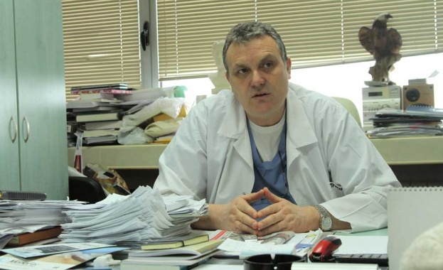 Проф. Крум Кацаров: От академията във ВМА има много завършили лекари, които работят вече в чужбина