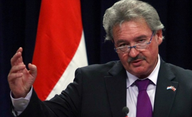 Люксембург: ЕС трябва да притисне Янукович за споразумението 