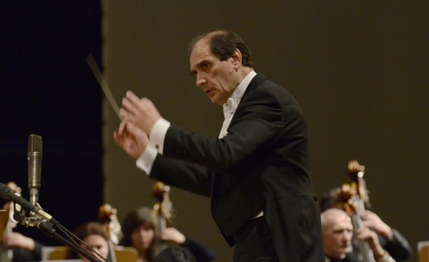 Емил Табаков и Радиосимфониците посвещават концерт на Александър Владигеров 