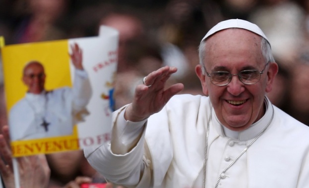 Днес стартира официалната интернет страница за посещението на папа Франциск в България   