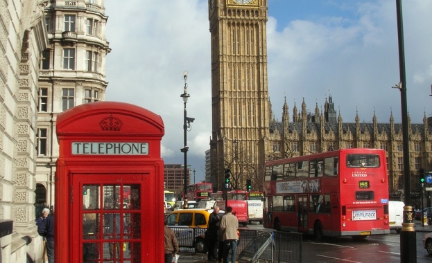 "Икономист": Българи и румънци, добре дошли във Великобритания