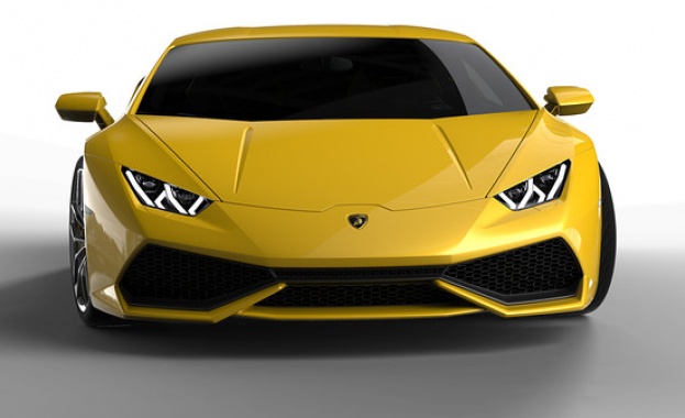 Пуснаха снимки на новото Lamborghini Huracan