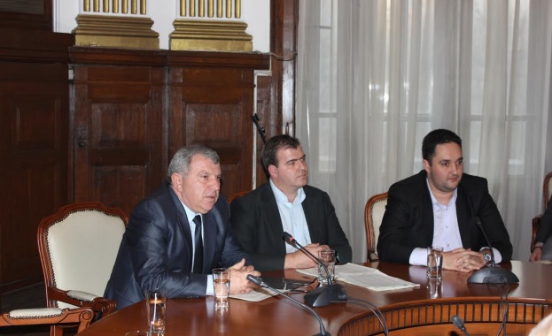 Греков се похвали: Изплатихме всички средства по Програмата за селските райони