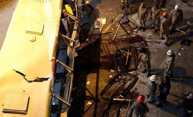 14 загинаха при катастрофата на пътнически автобус в Бразилия