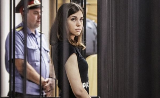 И Надежда Толоконникова от „Пуси райът" излезе на свобода