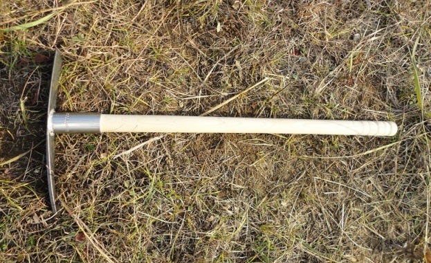 Перничани копаят въглища под къщите си