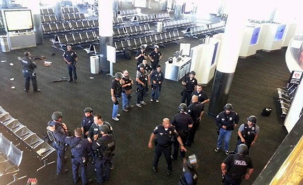 Атентаторът от Лос Анджелис не се призна за виновен