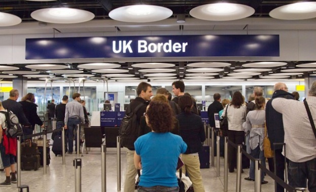 С падането на европейските бариери българите усещат привличането на Запада