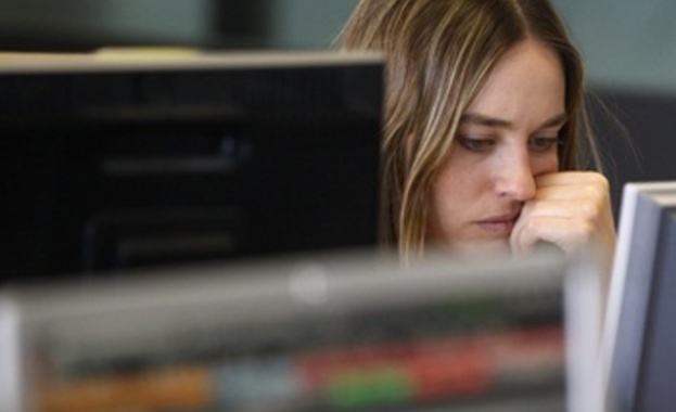 Фалшиви профили на овдовели мъже от САЩ атакуват в скайп бургаски дами