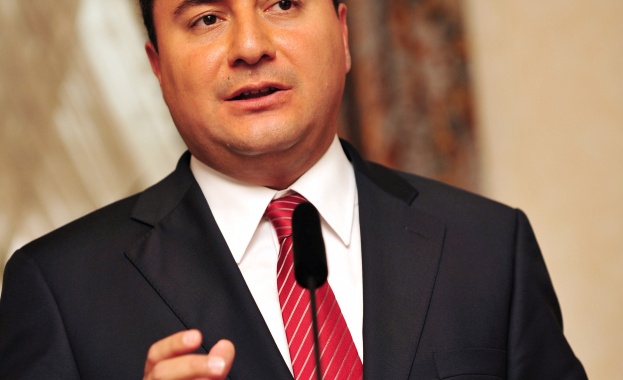 Турското правителство осуетило опит за „мини преврат"