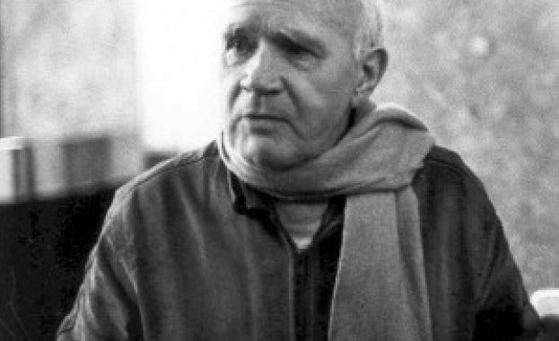 Властта може да бъде края на цевта на оръжието, но също така края на сянката на оръжието... 