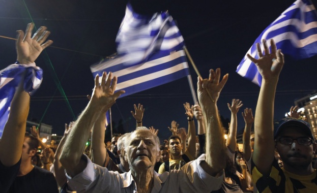 Шойбле: Гърция може би трябва да бъде подпомогната още веднъж